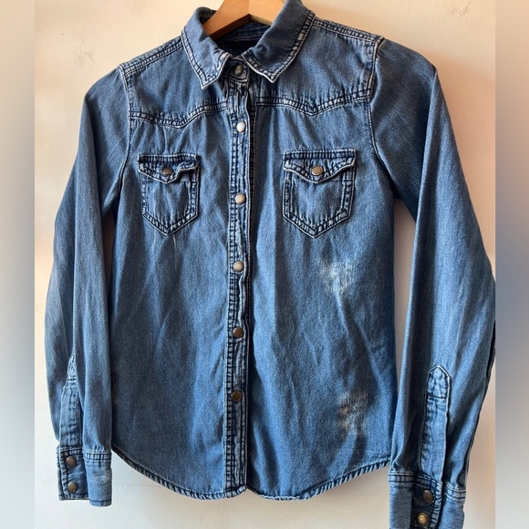 Miley Cyrus Max Azria Denim Indigo Distressed Denim Snap Down Top Long Sleeve S - Picture 11 of 11